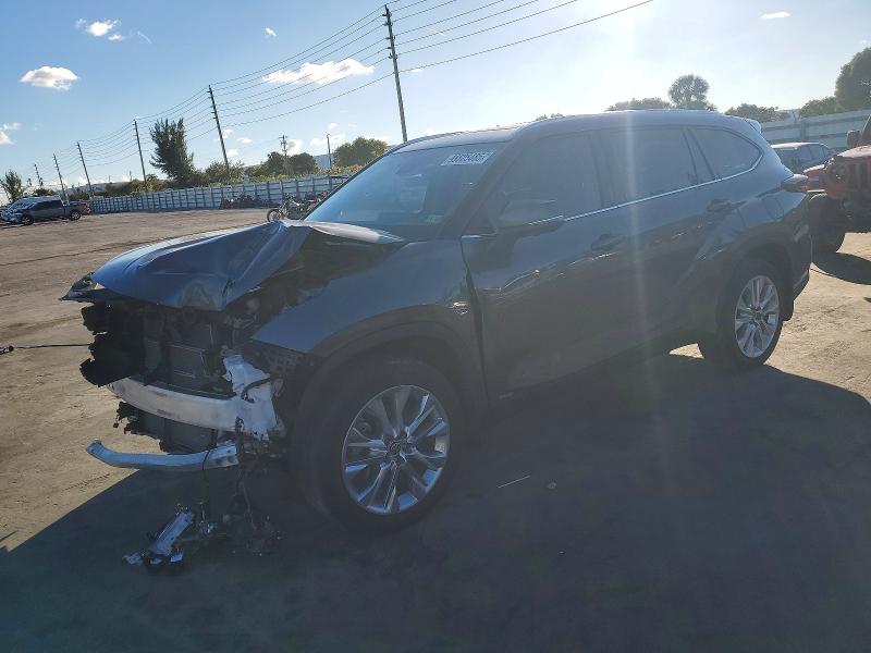 2024 TOYOTA HIGHLANDER — VIN 5TDXBRCH1RS625290