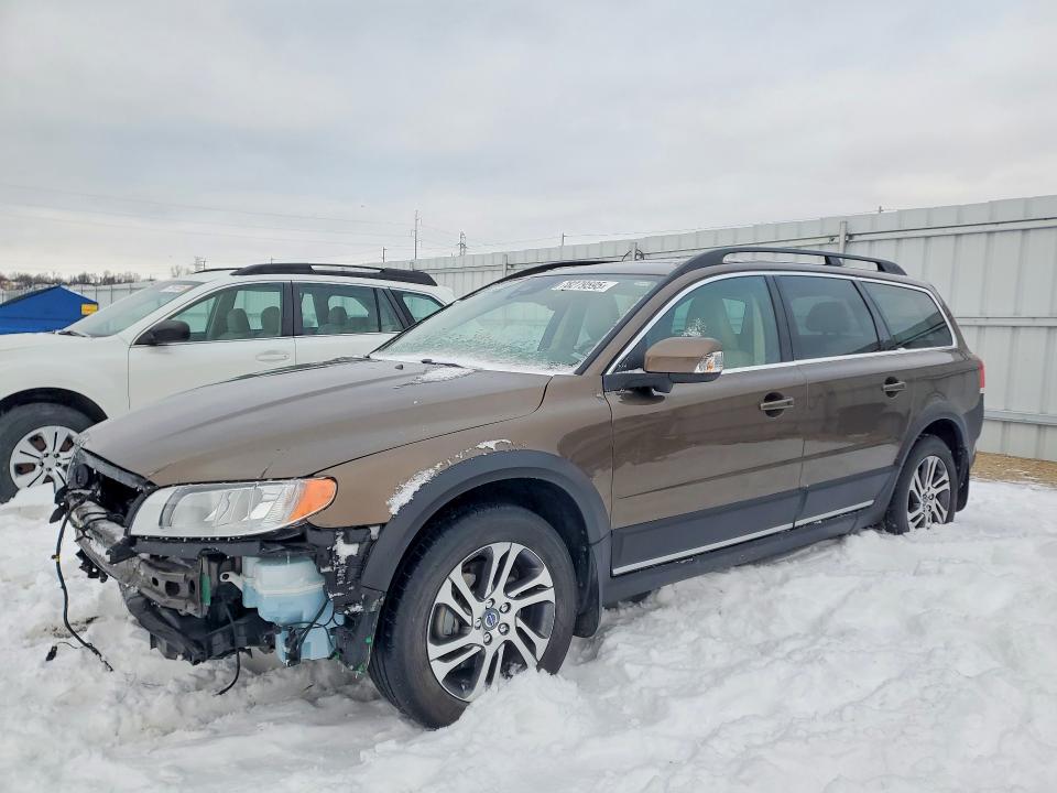 2015 VOLVO XC70 — VIN YV440MBK2F1223776