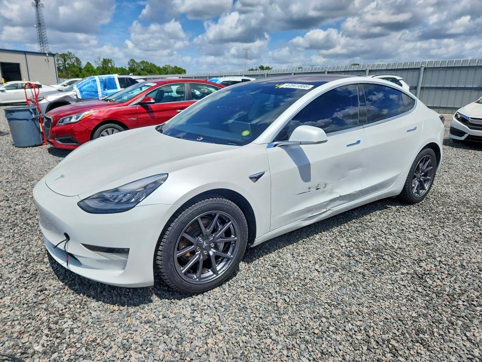 2018 TESLA MODEL 3 — VIN 5YJ3E1EB8JF066832