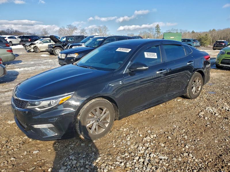2019 KIA OPTIMA — VIN 5XXGT4L32KG325351