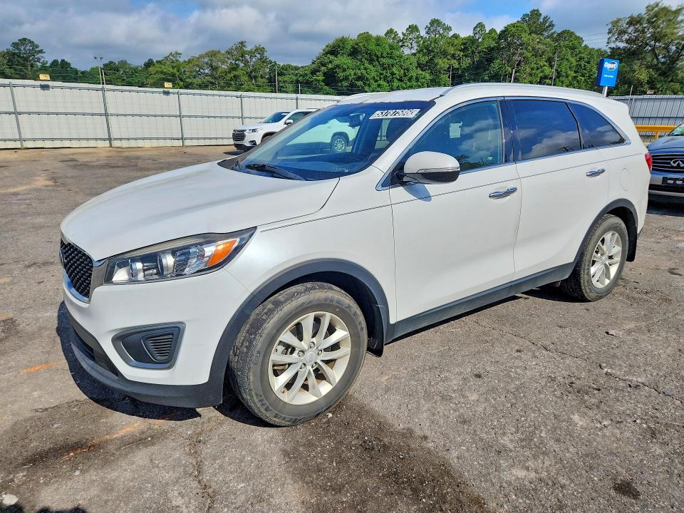 2016 KIA SORENTO — VIN 5XYPG4A38GG011245
