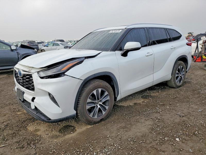 2022 TOYOTA HIGHLANDER HYBRID — VIN 5TDHARAH9NS514748
