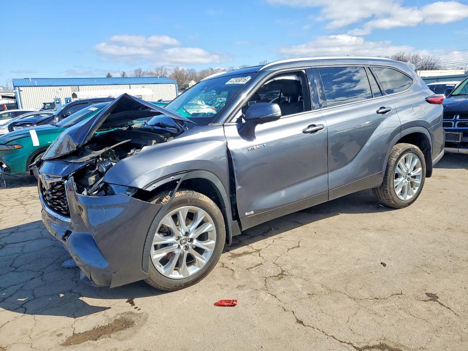 2021 TOYOTA HIGHLANDER HYBRID — VIN 5TDXBRCHXMS019611