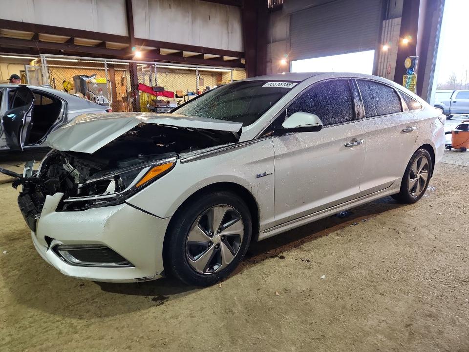 2017 HYUNDAI SONATA HYBRID — VIN KMHE34L12HA048674