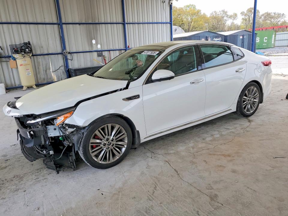 2017 KIA OPTIMA — VIN 5XXGV4L21HG126785