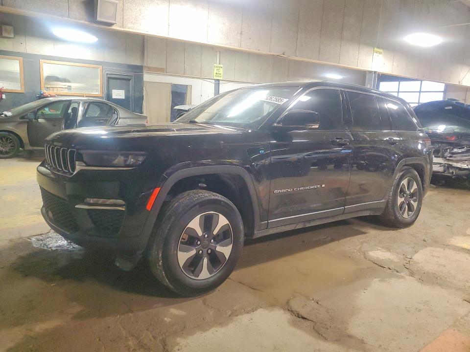2022 JEEP GRAND CHEROKEE — VIN 1C4RJYB62N8718095