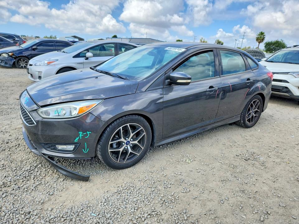 2016 FORD FOCUS — VIN 1FADP3F27GL372666