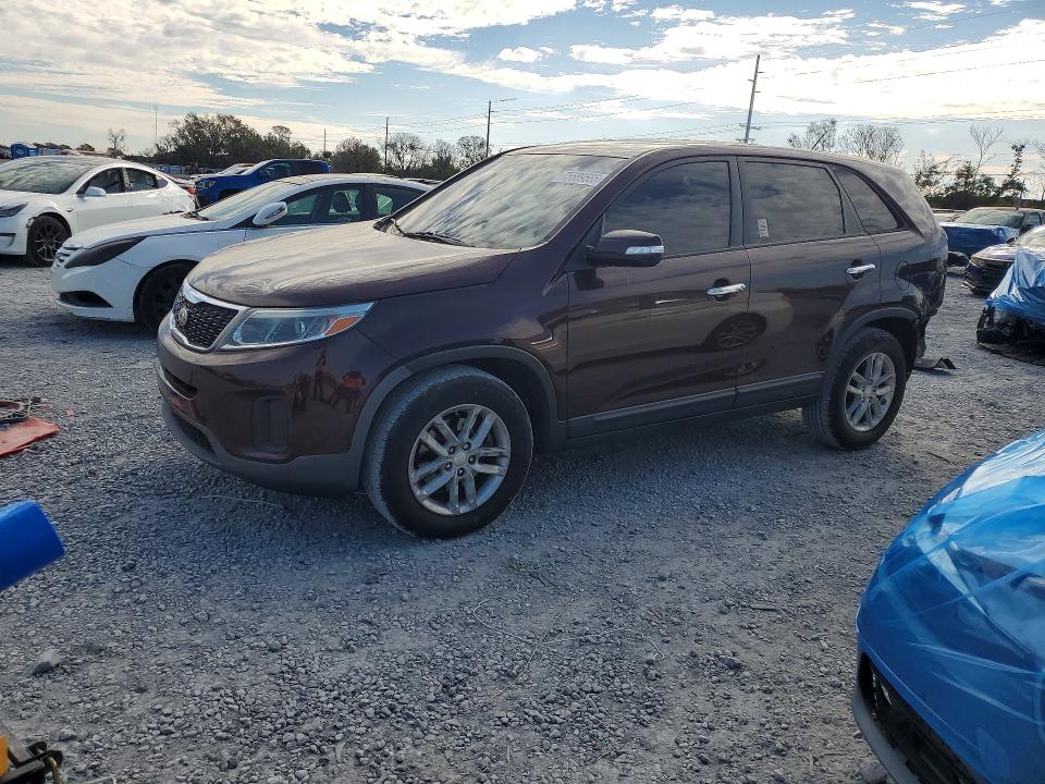 2015 KIA SORENTO LX — VIN 5XYKT3A62FG591746