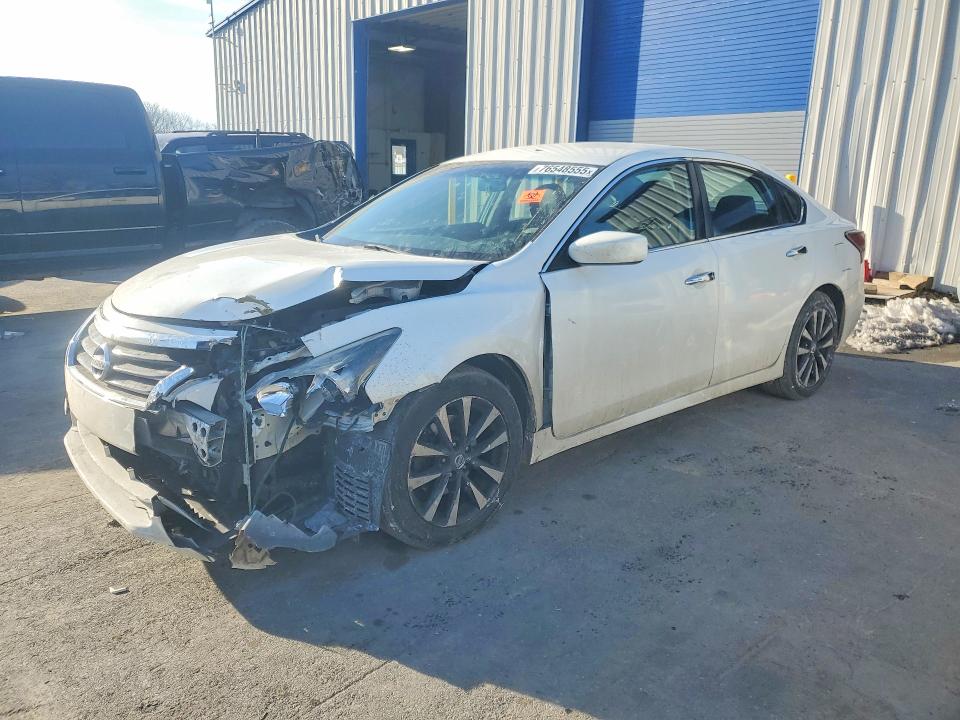 2015 NISSAN ALTIMA — VIN 1N4AL3AP9FN403226
