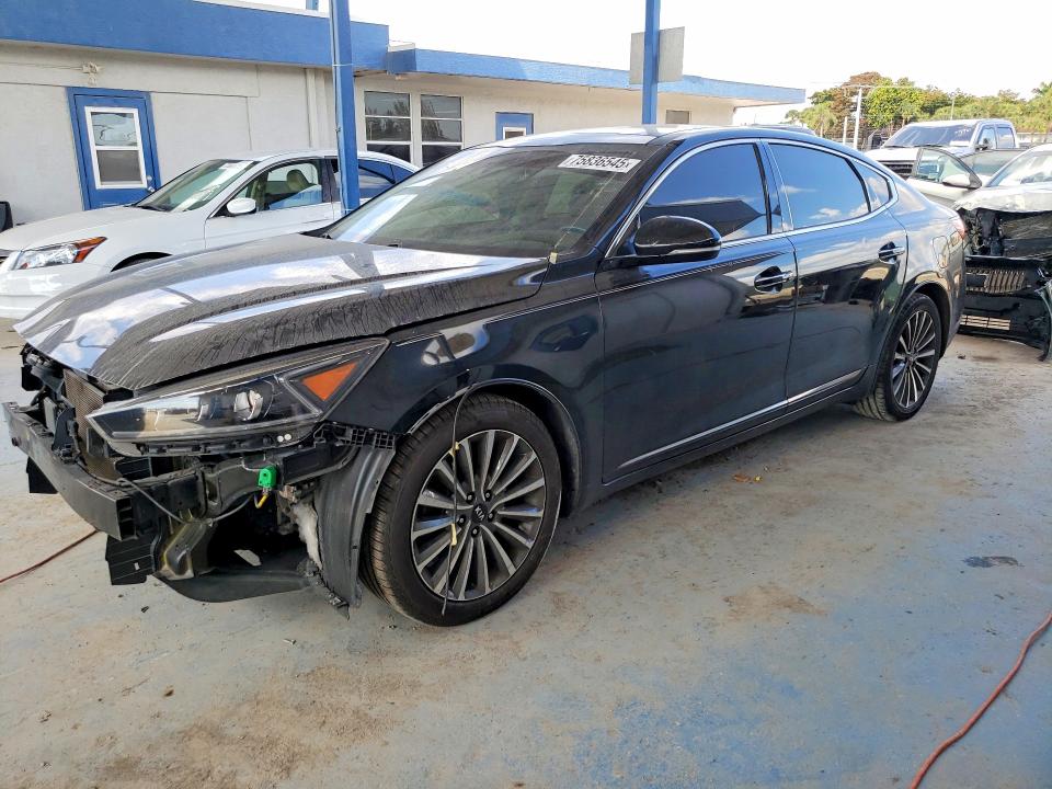 2017 KIA CADENZA — VIN KNALC4J12H5083686