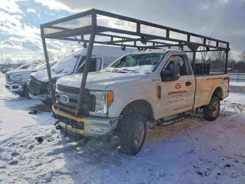 2017 FORD F250 — VIN 1FTBF2B68HEF44703