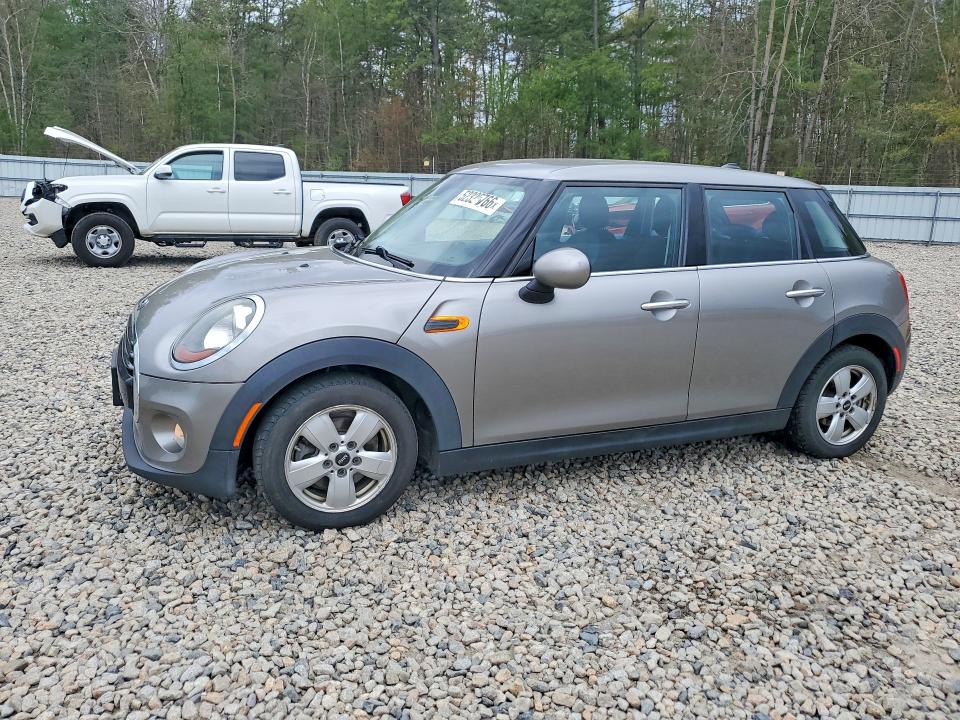 2017 MINI COOPER — VIN WMWXU1C37H2F78417