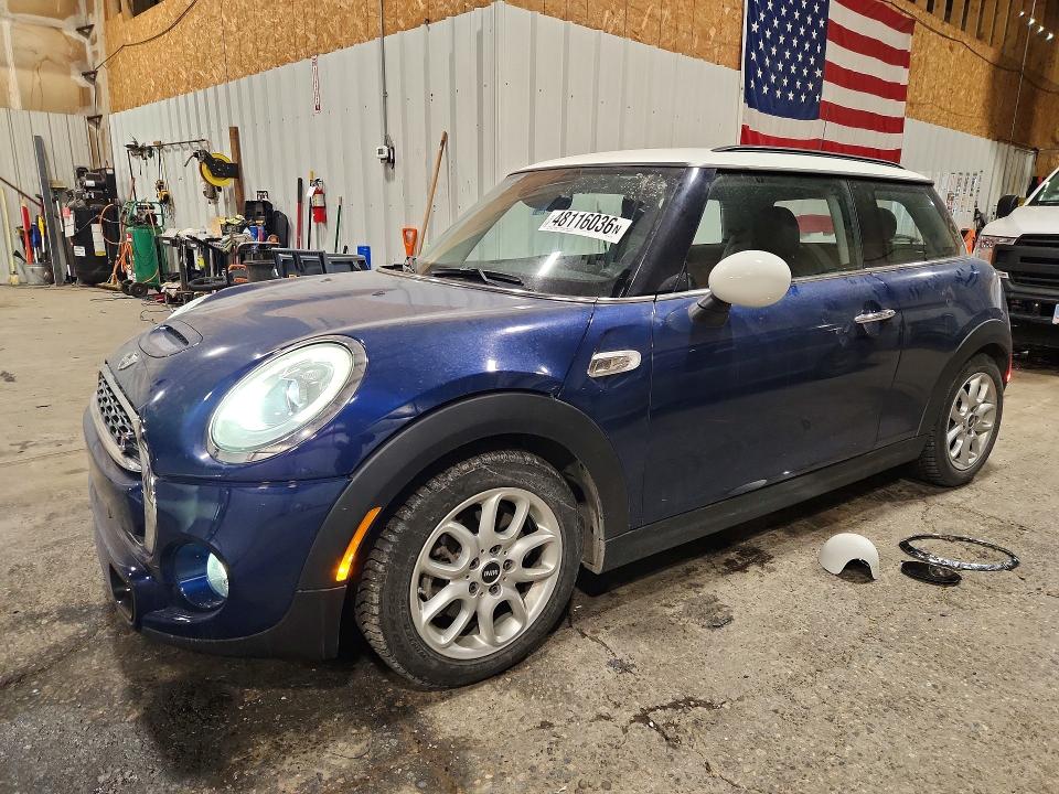2018 MINI COOPER — VIN WMWXP7C55J2A47329