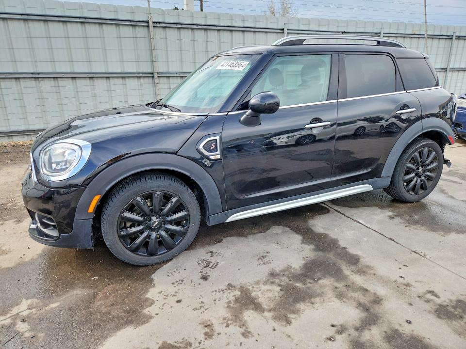 2018 MINI COOPER — VIN WMZYT3C30J3D99545