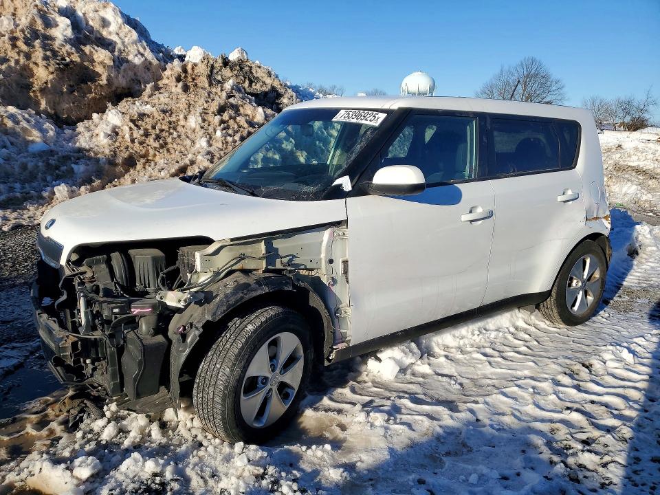 2015 KIA SOUL — VIN KNDJN2A22F7120965