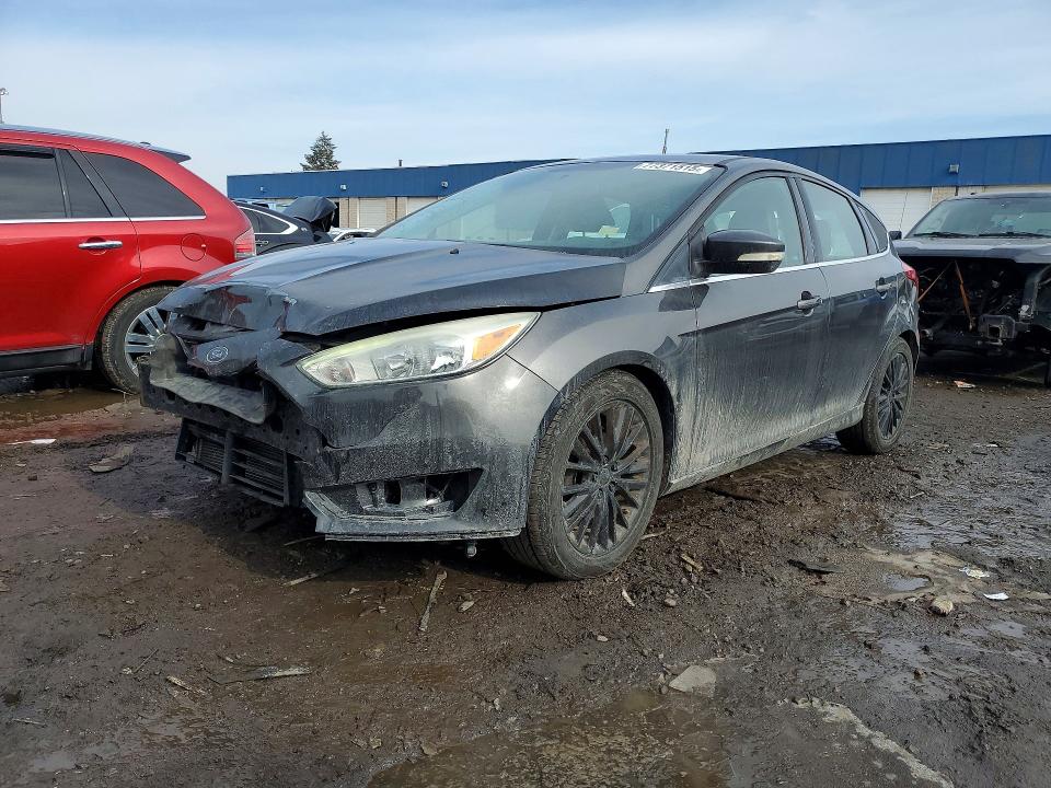 2015 FORD FOCUS — VIN 1FADP3N20FL230143