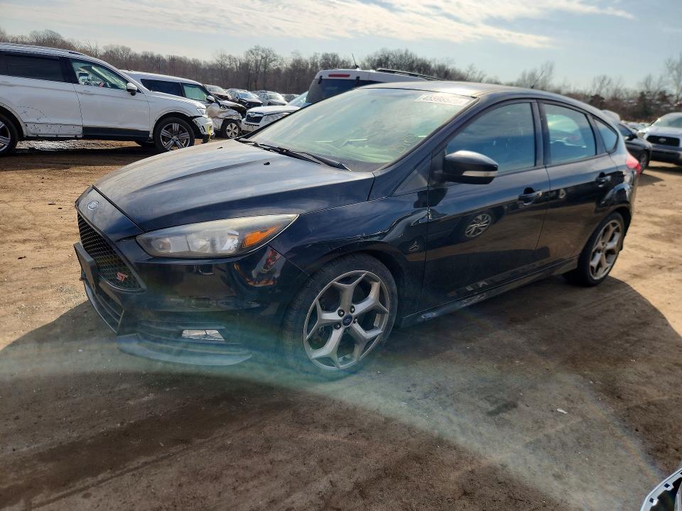 2015 FORD FOCUS — VIN 1FADP3L98FL338171