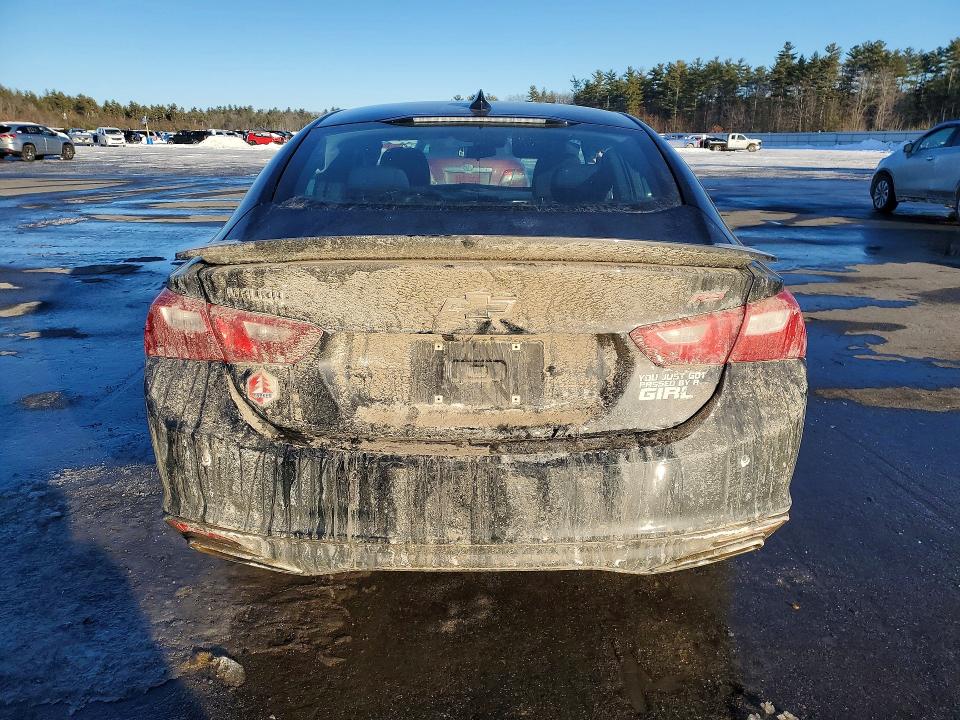1G1ZG5ST8RF200165
