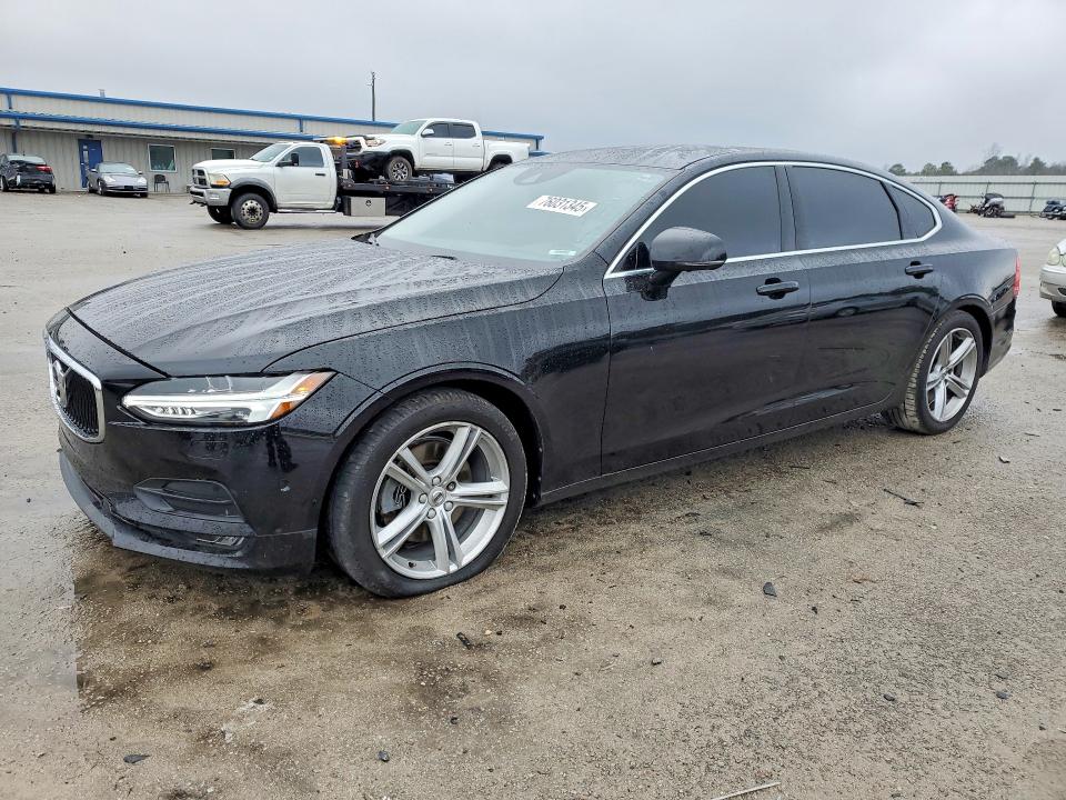 2018 VOLVO S90 — VIN LVY982AK8JP039027