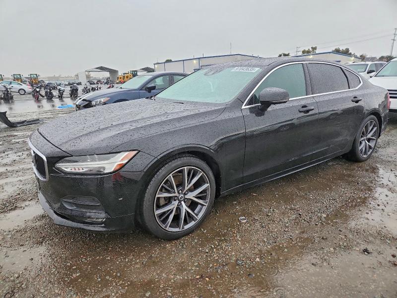 2019 VOLVO S90 — VIN LVY102MK1KP089396