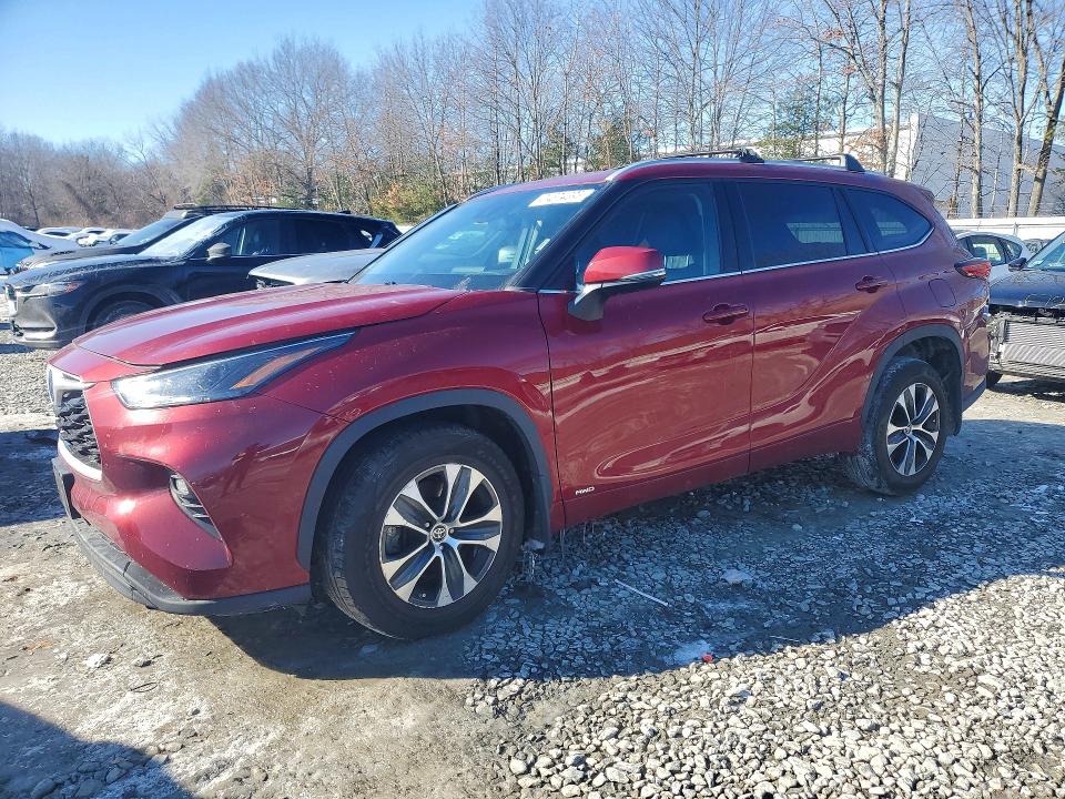 2022 TOYOTA HIGHLANDER HYBRID — VIN 5TDGBRCHXNS553399