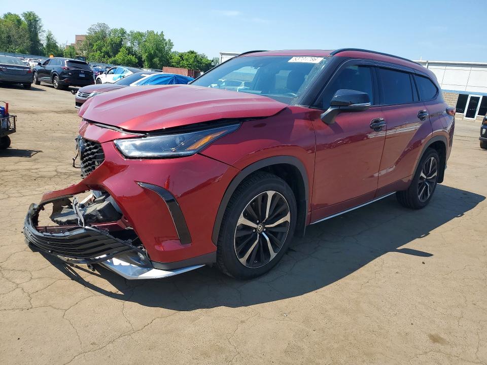 2022 TOYOTA HIGHLANDER — VIN 5TDLZRBHXNS215898