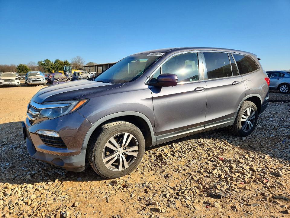2017 HONDA PILOT — VIN 5FNYF6H34HB015357