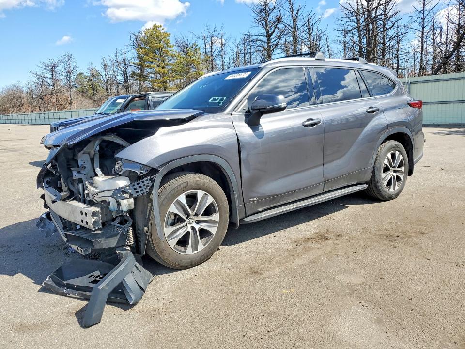 2022 TOYOTA HIGHLANDER HYBRID — VIN 5TDGBRCH4NS073925
