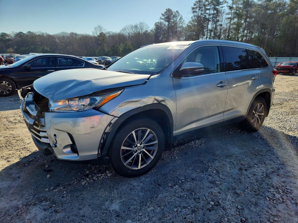 2019 TOYOTA HIGHLANDER — VIN 5TDJZRFH8KS565642