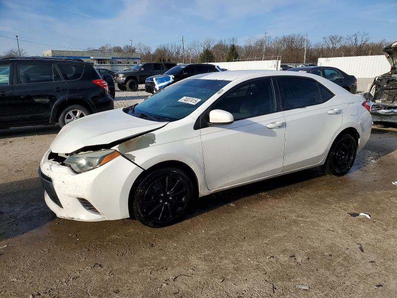 2015 TOYOTA COROLLA — VIN 5YFBURHE5FP303663