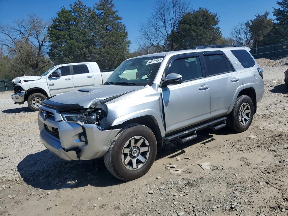2020 TOYOTA 4RUNNER — VIN JTEBU5JR6L5819718