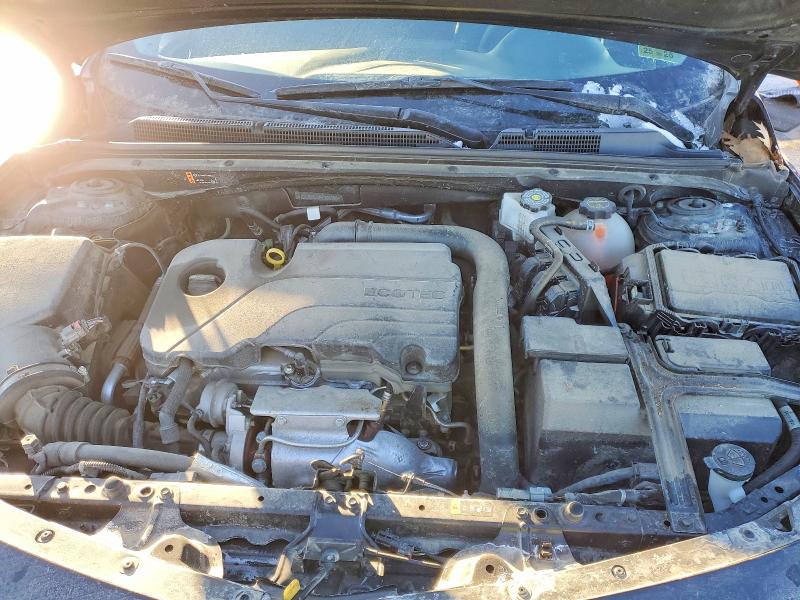 1G1ZG5ST8RF200165