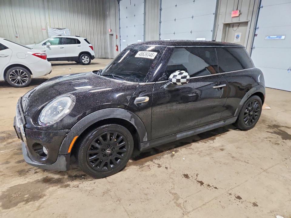 2015 MINI COOPER — VIN WMWXM5C53F3A97015