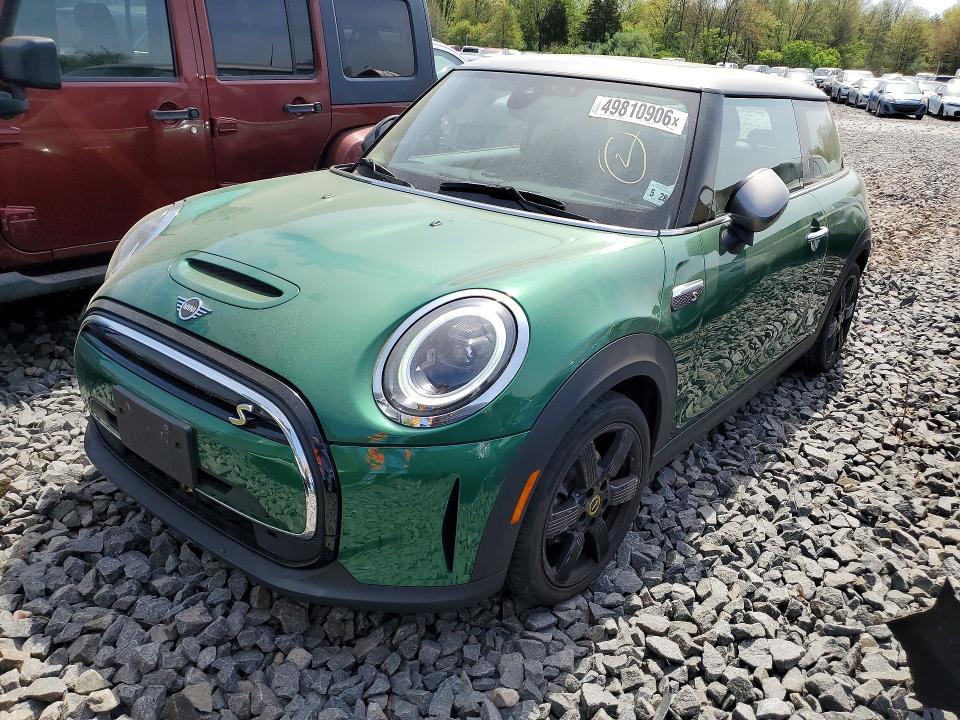 2024 MINI COOPER — VIN WMW13DJ04R2U43090