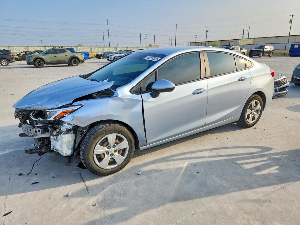 2018 CHEVROLET CRUZE — VIN 1G1BC5SM5J7110105