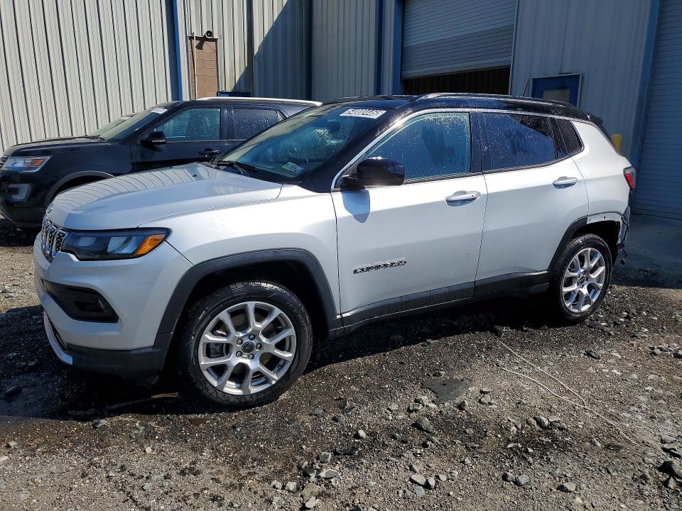 2025 JEEP COMPASS — VIN 3C4NJDCN3ST513167