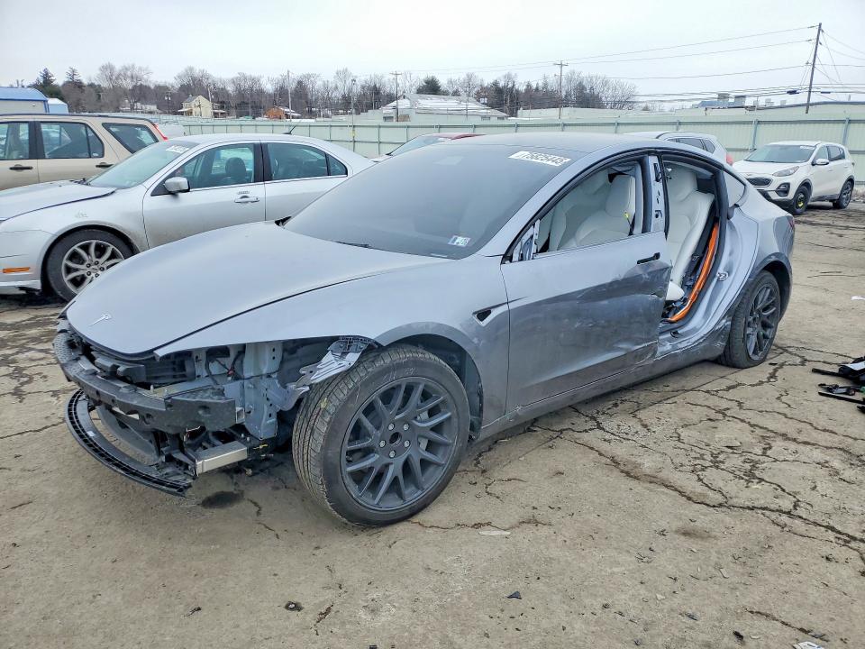 2025 TESLA MODEL 3 — VIN 5YJ3E1EA8SF063342