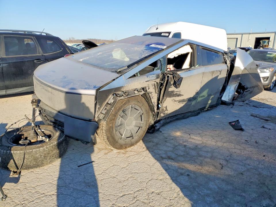 2025 TESLA CYBERTRUCK — VIN 7G2CEHED1SA064295
