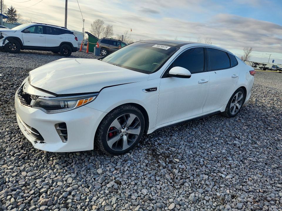 2016 KIA OPTIMA — VIN 5XXGW4L20GG015074