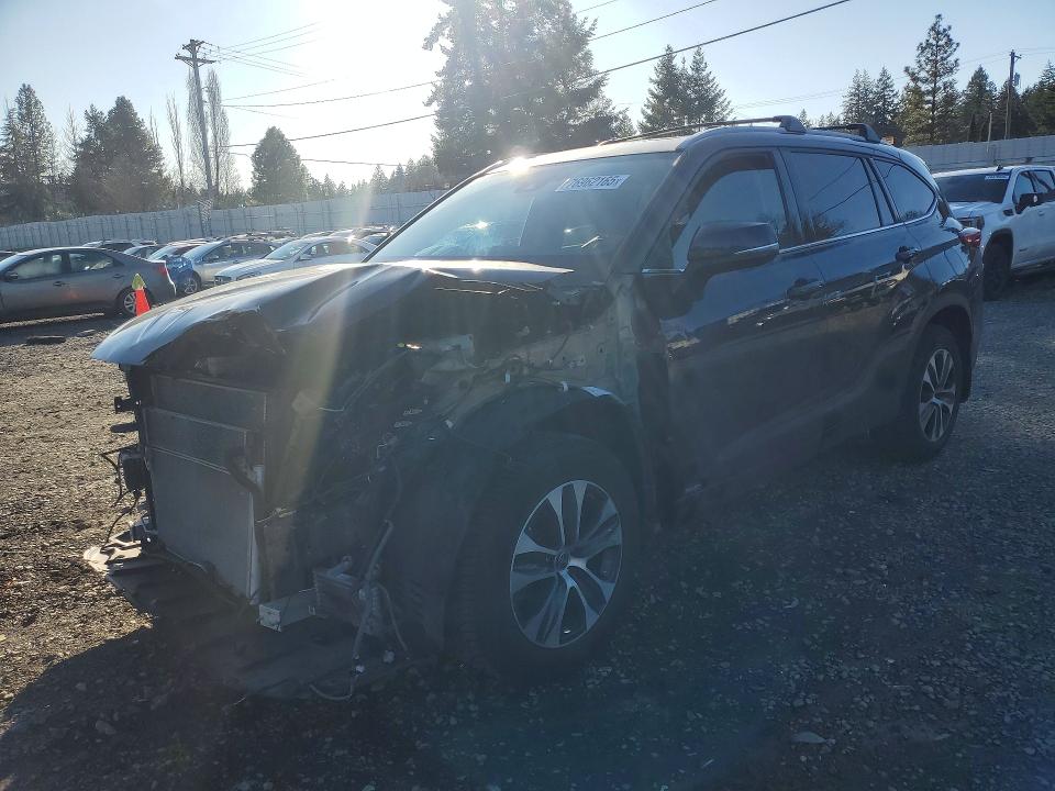 2022 TOYOTA HIGHLANDER HYBRID — VIN 5TDHBRCH2NS545463
