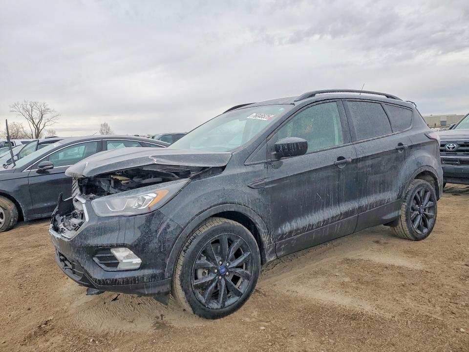 2018 FORD ESCAPE — VIN 1FMCU9GD0JUC04527