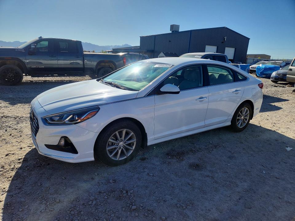 2018 HYUNDAI SONATA — VIN 5NPE24AF2JH677274