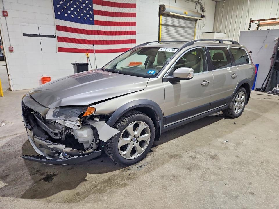 2015 VOLVO XC70 — VIN YV4902NC6F1194295