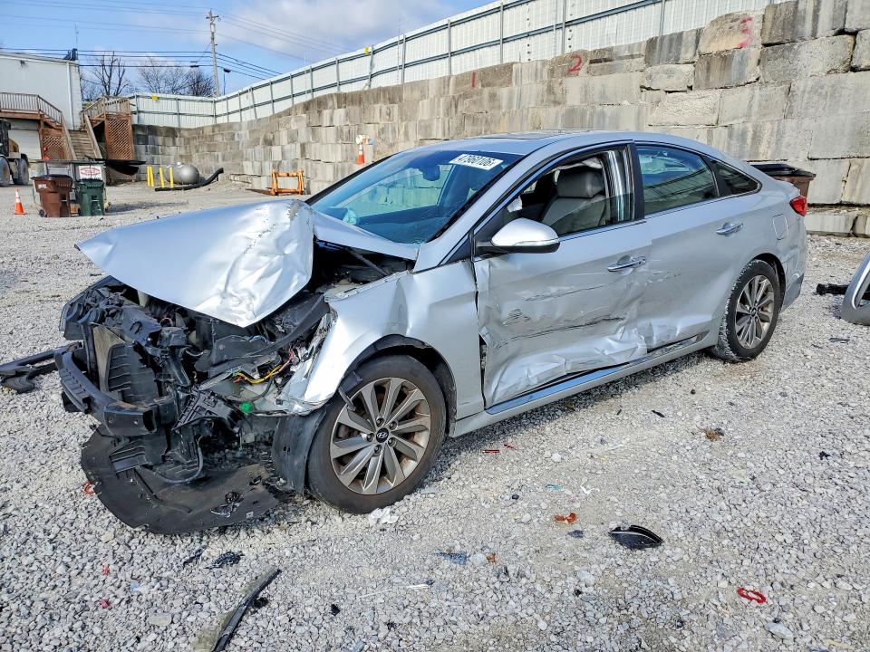 2017 HYUNDAI SONATA — VIN 5NPE34AF8HH563304