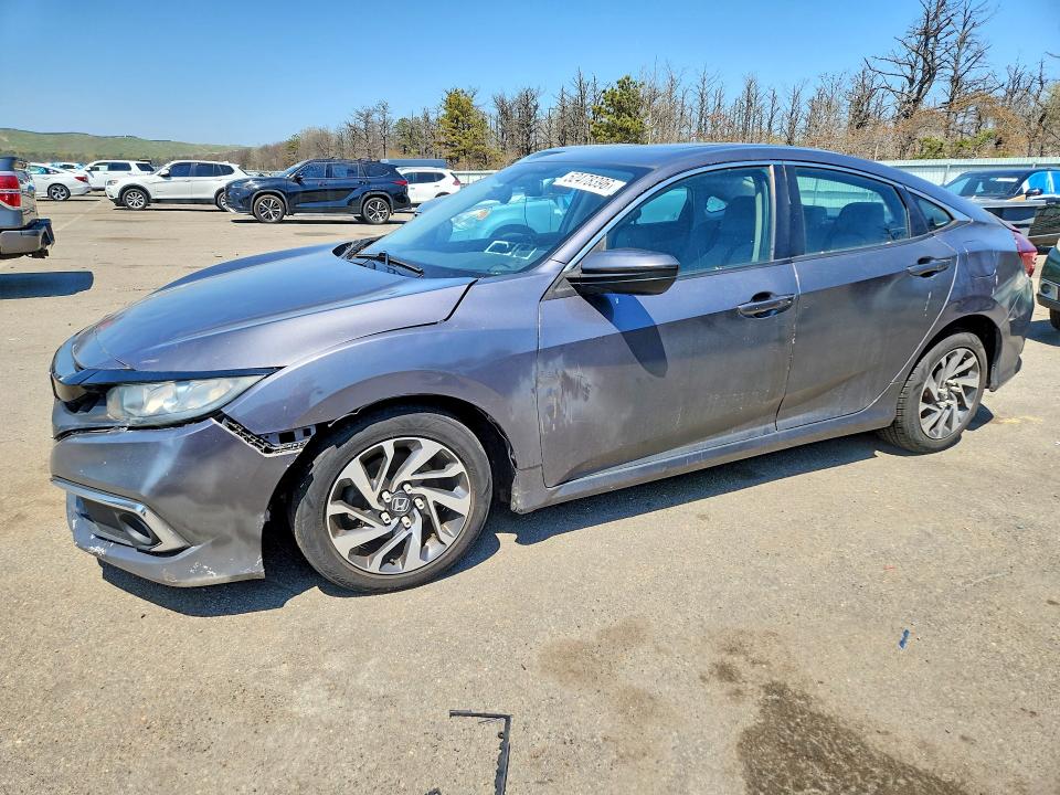2017 HONDA CIVIC — VIN 19XFC2F77HE222121