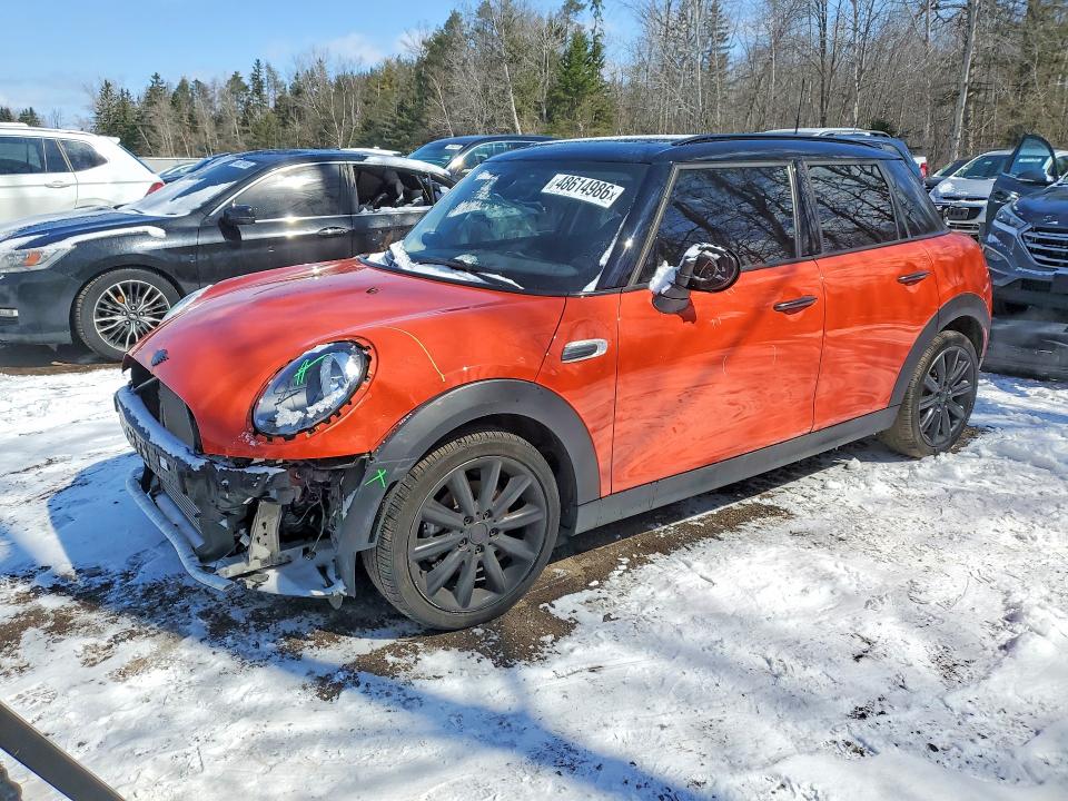 2021 MINI COOPER — VIN WMWXU7C08M2P32942