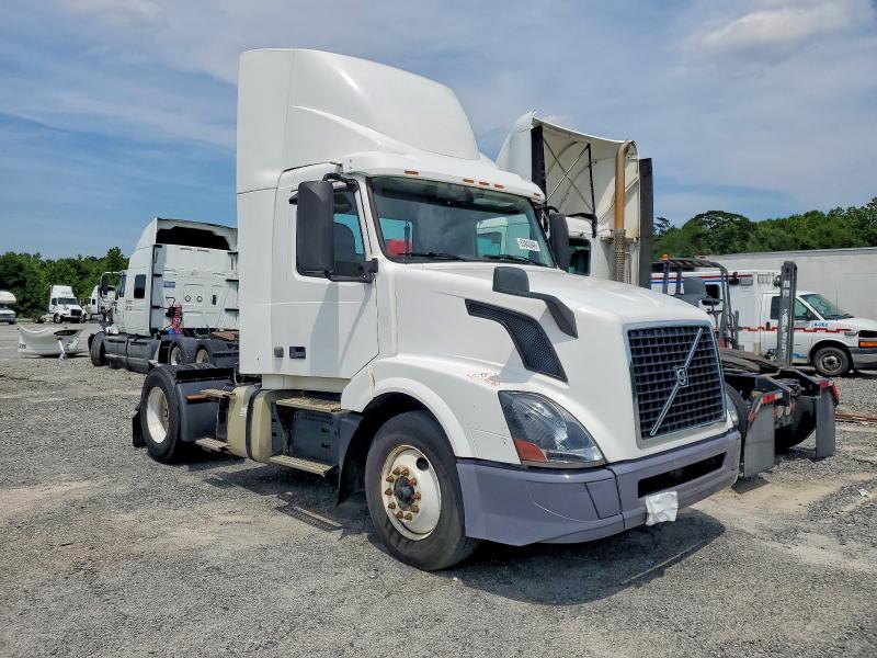4V4N39TG2JN892772