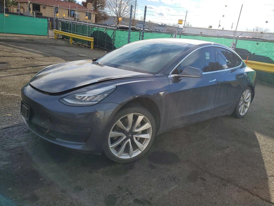 2019 TESLA MODEL 3 — VIN 5YJ3E1EA1KF402040