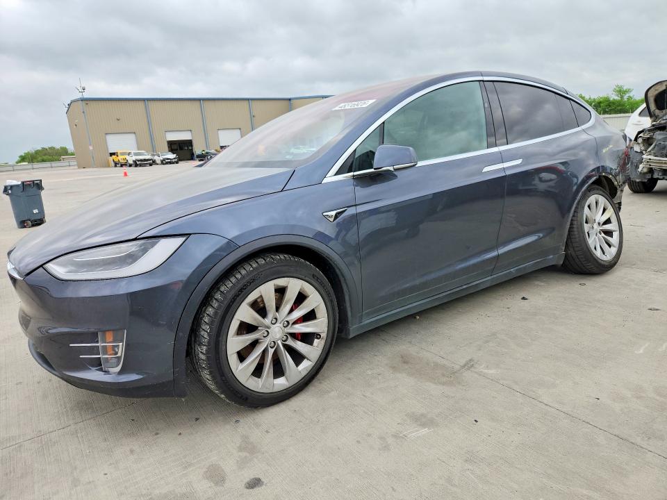 2018 TESLA MODEL X — VIN 5YJXCAE4XJF142933
