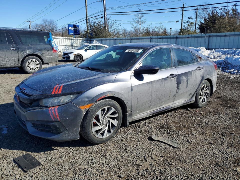 2018 HONDA CIVIC — VIN 2HGFC2F79JH565847